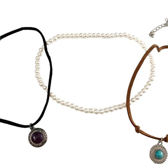 Western Bohemian Faux Leather Stone Choker Necklaces Pearl Elastic Choker Bundle - Picture 3 of 5